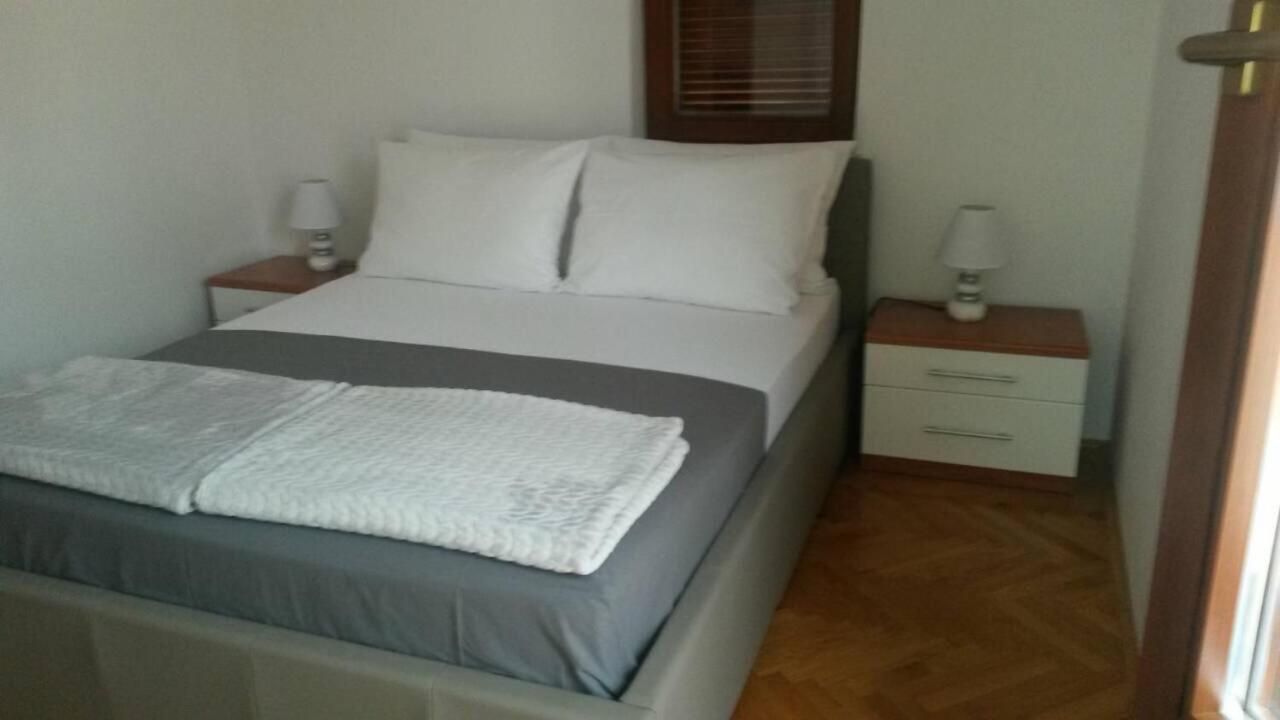 Apartmani Porat มาลินสกา ภายนอก รูปภาพ