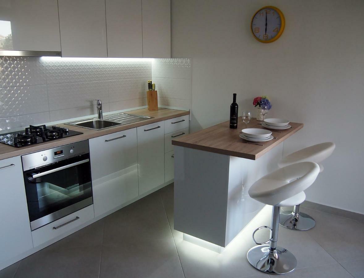 Apartmani Porat มาลินสกา ภายนอก รูปภาพ