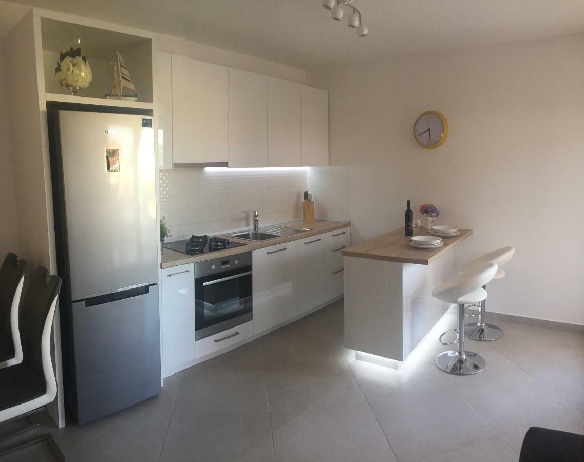 Apartmani Porat มาลินสกา ภายนอก รูปภาพ
